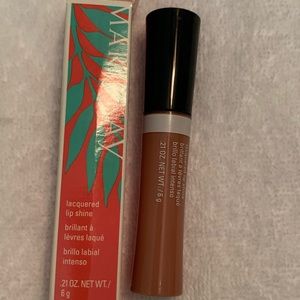 Mary Kay Lacquered Lip Shine in Sunbaked
